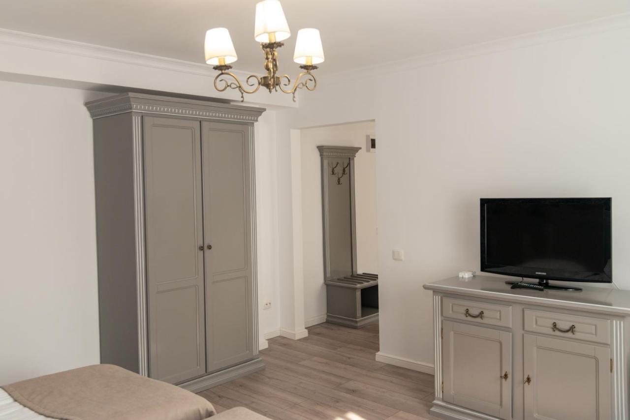 Carul Din Stele Hotel Cotofenii din Fata Luaran gambar